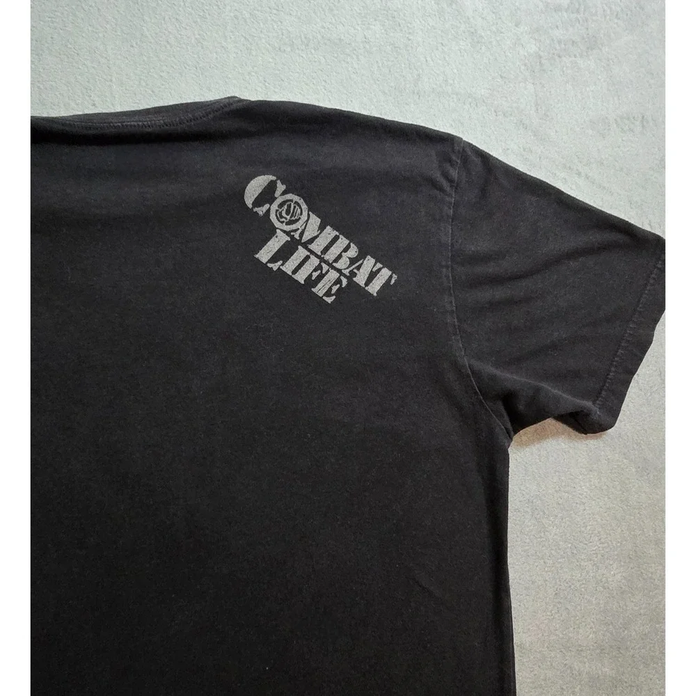 Property Of Combat Life Mens Black Tshirt Medium‎ Pre-Owned Good Condition